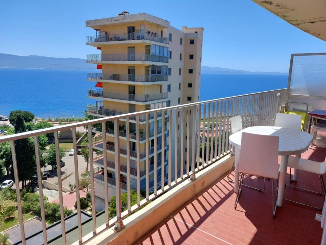 Ajaccio Sanguinaires Appt 3 P Pour 4 A 5 Personnes Ttes Commodites Tt Confort ! A 300M Des Plages Et A 5 Mn Du Centre Ville Luaran gambar